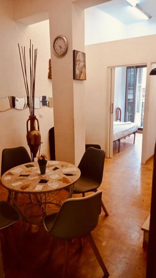 Apartments Plaza Callao Madryt Zewnętrze zdjęcie